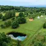 Moon Glamping *