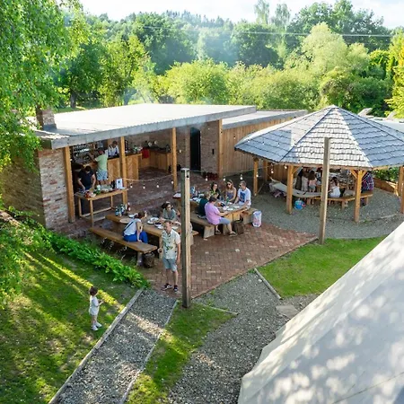 럭셔리텐트 Moon Glamping Beczyn