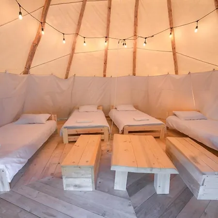 Moon Glamping *